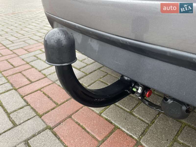 Минивэн Renault Grand Scenic 2009 в Золочеве