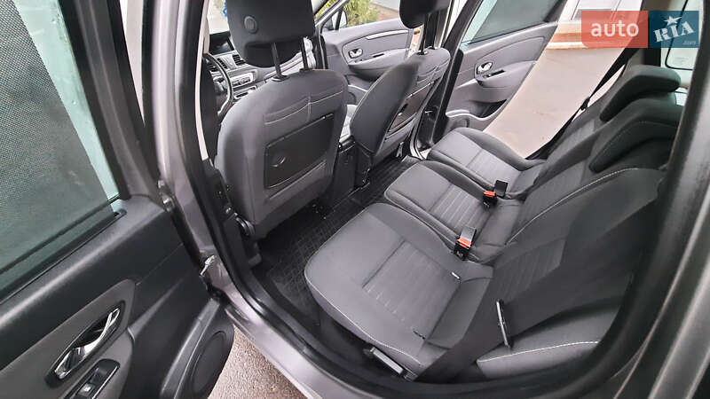 Минивэн Renault Grand Scenic 2016 в Дубно