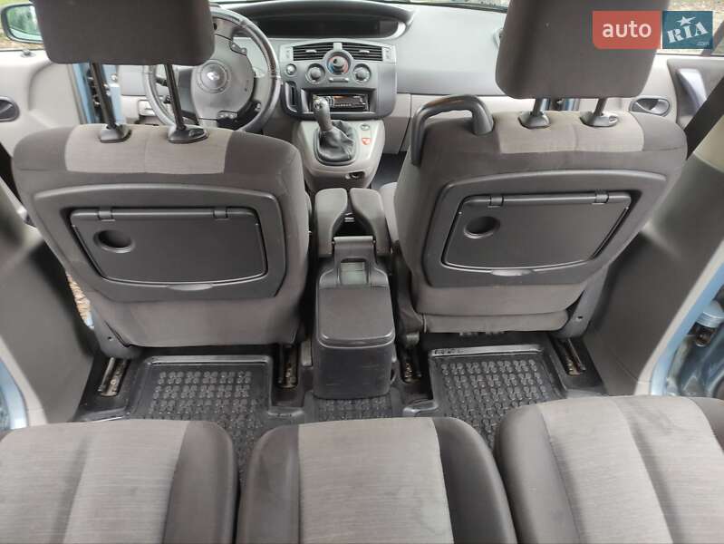 Мінівен Renault Grand Scenic 2006 в Львові фото 13 Мінівен Renault Grand Scenic 2006 в Львові
