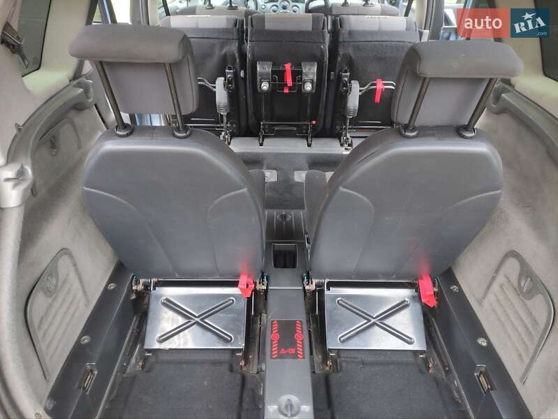 Мінівен Renault Grand Scenic 2006 в Львові фото 25 Мінівен Renault Grand Scenic 2006 в Львові