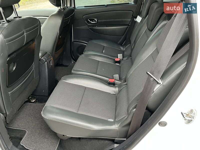 Минивэн Renault Grand Scenic 2012 в Красилове