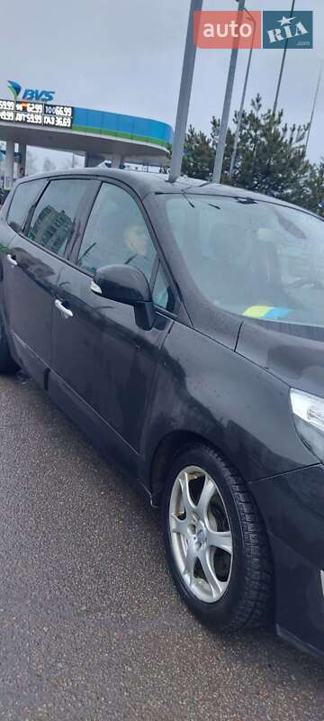 Минивэн Renault Grand Scenic 2009 в Сумах