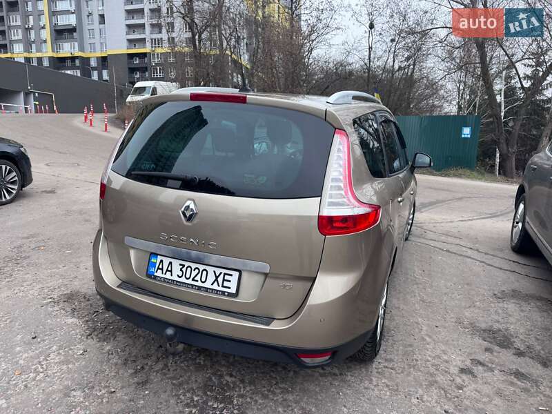 Минивэн Renault Grand Scenic 2013 в Киеве