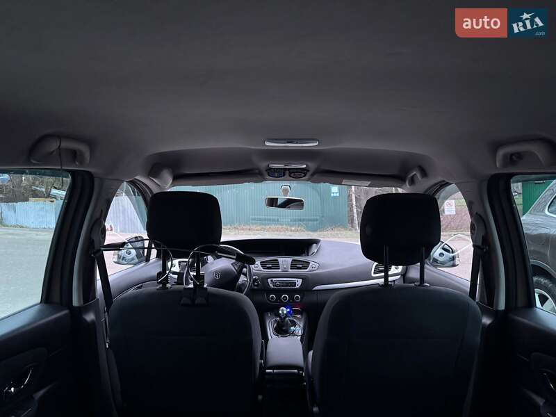 Минивэн Renault Grand Scenic 2013 в Киеве