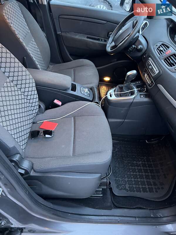 Мінівен Renault Grand Scenic 2010 в Києві