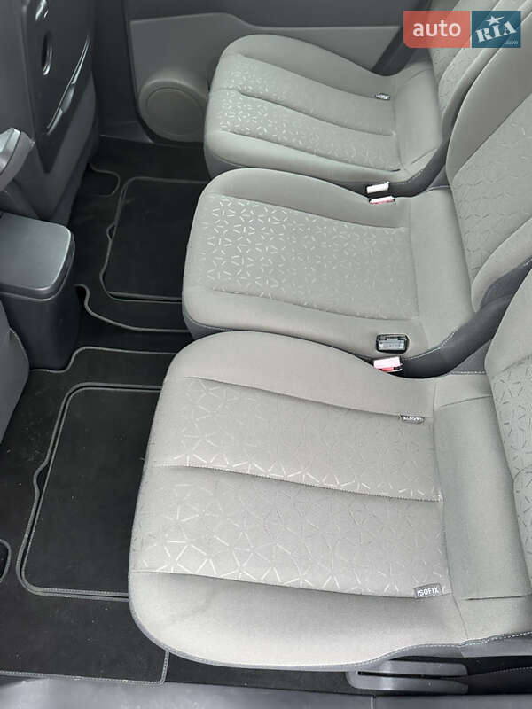 Минивэн Renault Grand Scenic 2008 в Днепре