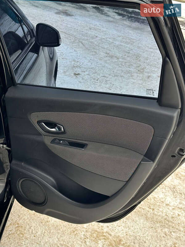 Минивэн Renault Grand Scenic 2011 в Черкассах