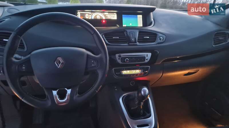 Мінівен Renault Grand Scenic 2013 в Луцьку