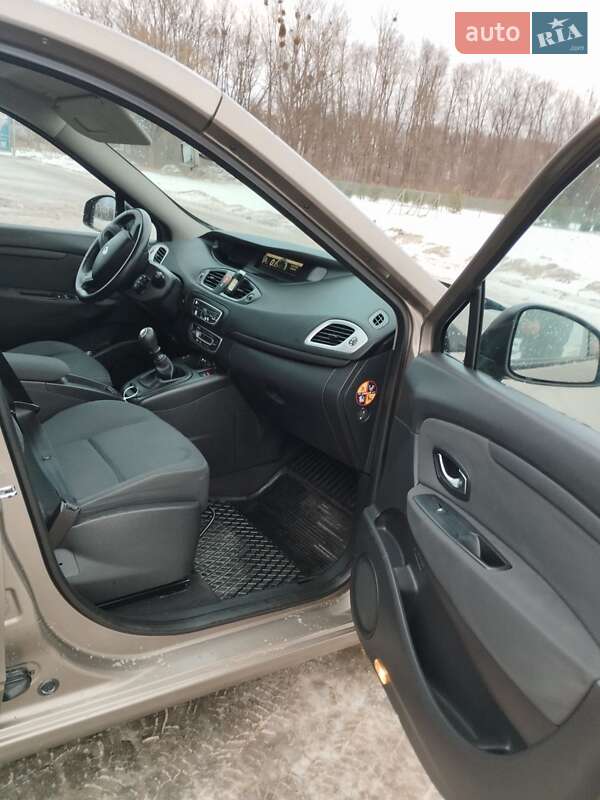 Минивэн Renault Grand Scenic 2009 в Львове фото 15 Минивэн Renault Grand Scenic 2009 в Львове