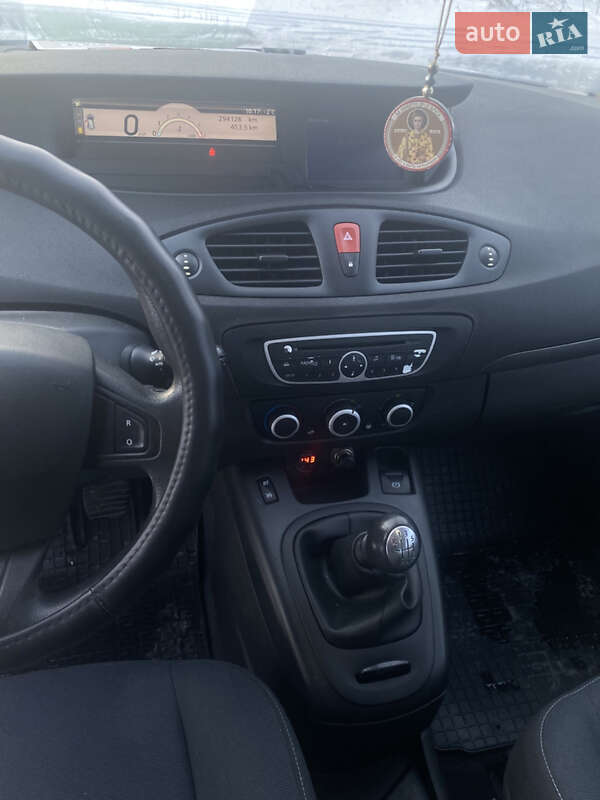 Минивэн Renault Grand Scenic 2009 в Львове фото 10 Минивэн Renault Grand Scenic 2009 в Львове