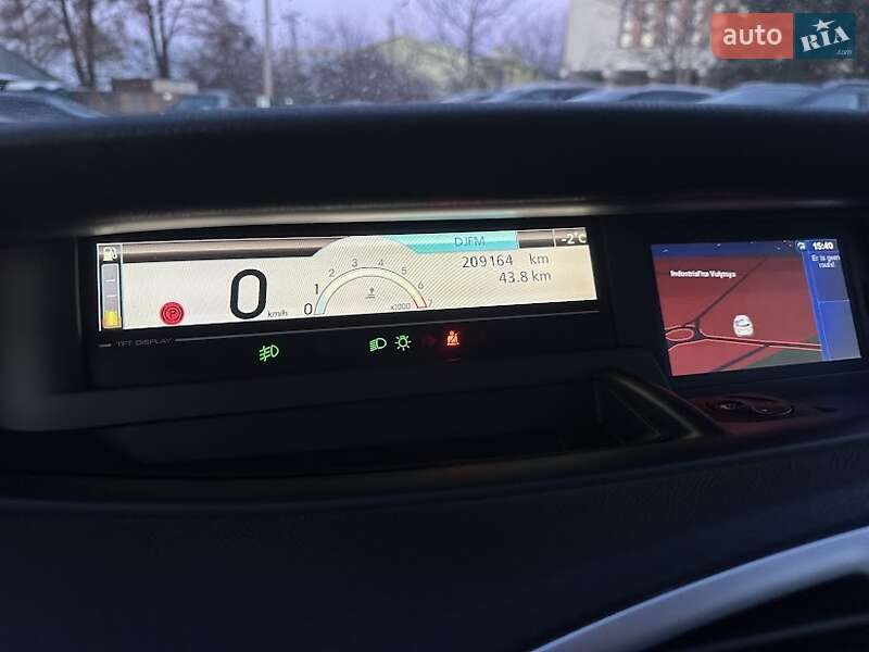 Мінівен Renault Grand Scenic 2010 в Луцьку фото 24 Мінівен Renault Grand Scenic 2010 в Луцьку