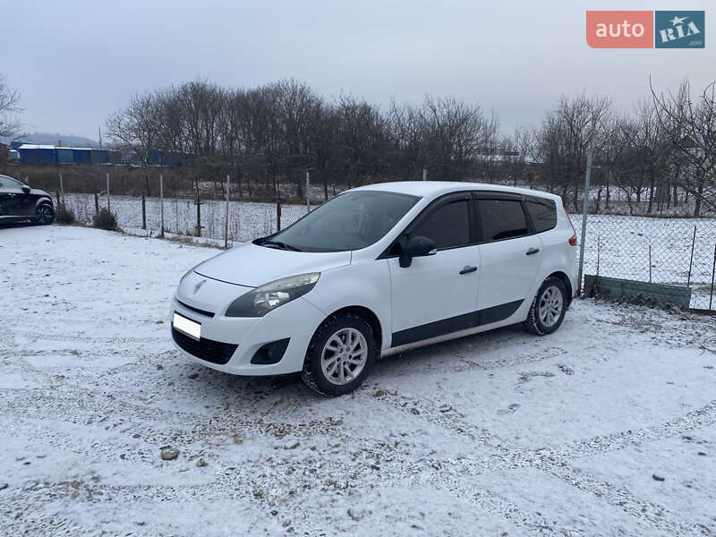 Мінівен Renault Grand Scenic 2009 в Кіцмані