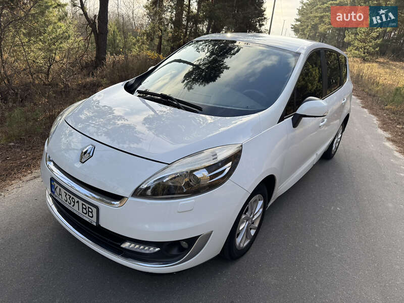 Мінівен Renault Grand Scenic 2012 в Бородянці