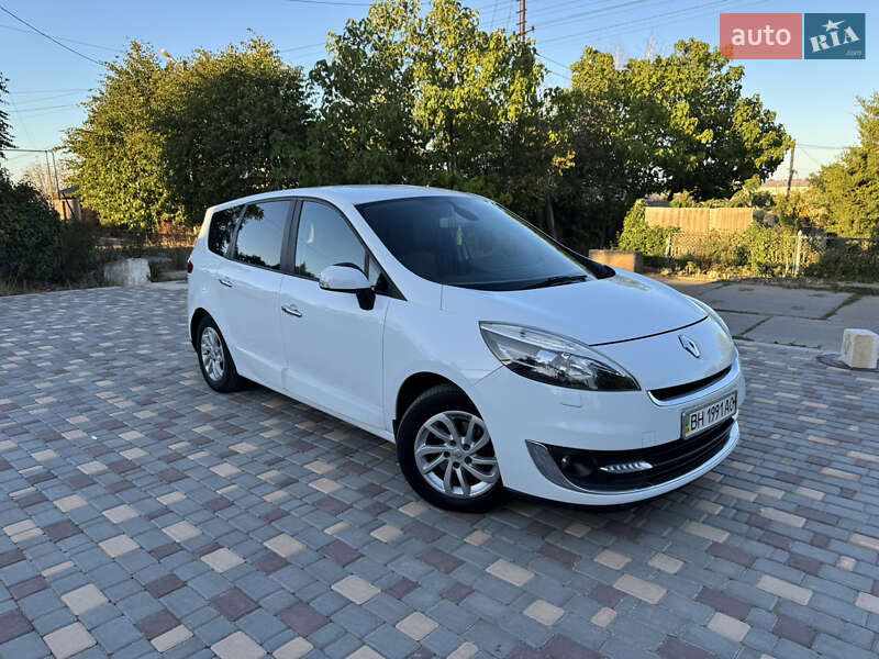 Renault Grand Scenic 2012 Renault Grand Scenic 2012