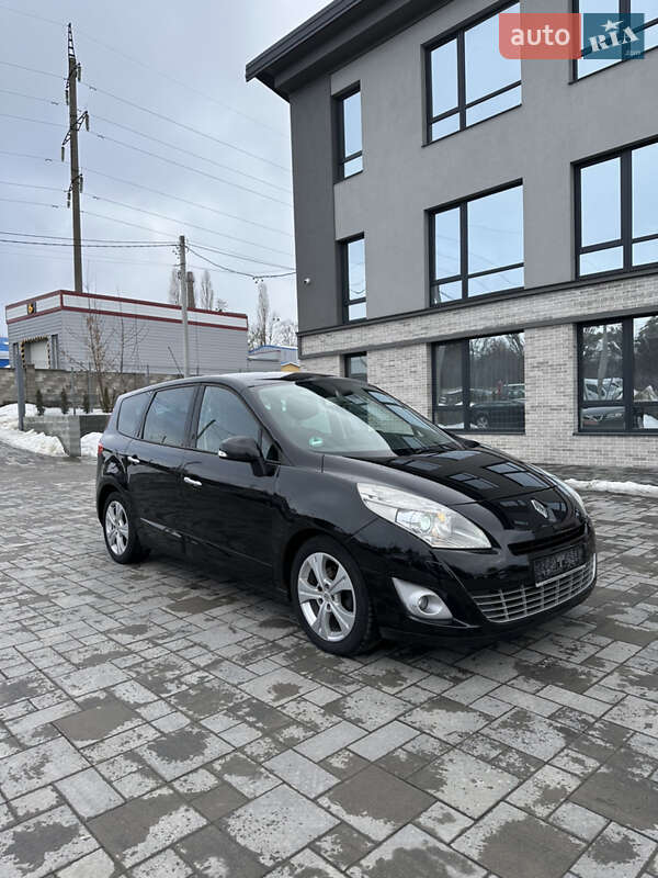 Renault Grand Scenic 2011 Renault Grand Scenic 2011