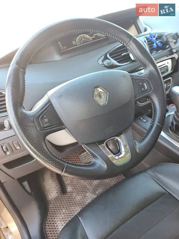 Renault Grand Scenic 2014 VIN VF1JZS0AE50155765 фото оголошення 15 з 52