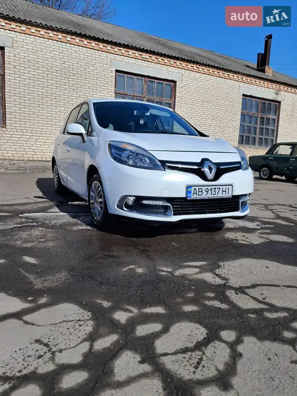 Renault Grand Scenic 2014