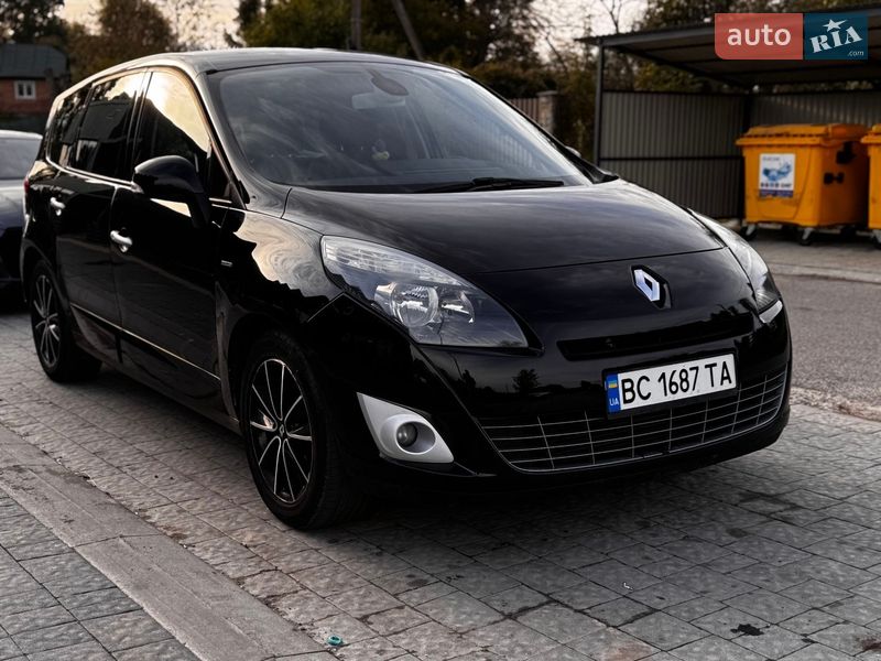 Renault Grand Scenic 2011