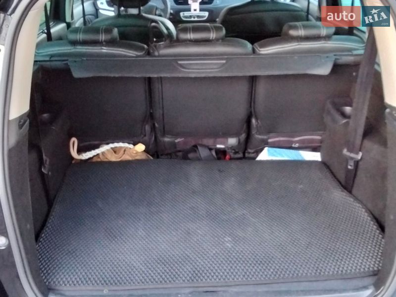 Минивэн Renault Grand Scenic 2010 в Сумах