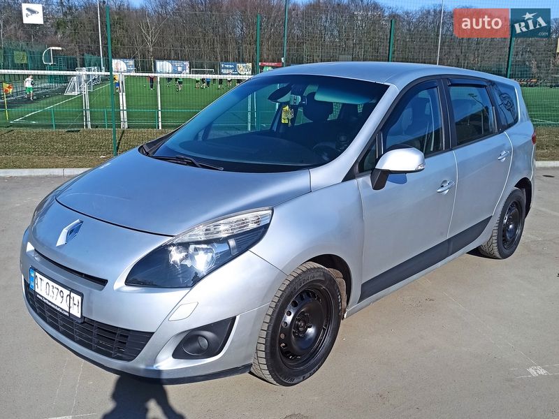 Минивэн Renault Grand Scenic 2010 в Ивано-Франковске