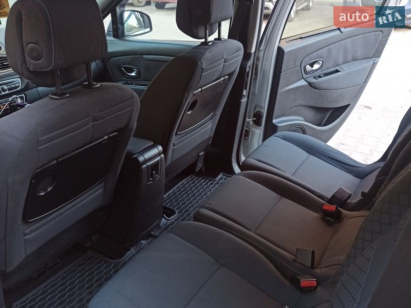 Минивэн Renault Grand Scenic 2010 в Ивано-Франковске