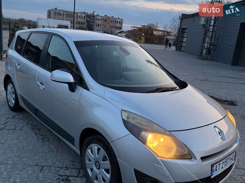 Минивэн Renault Grand Scenic 2010 в Ивано-Франковске