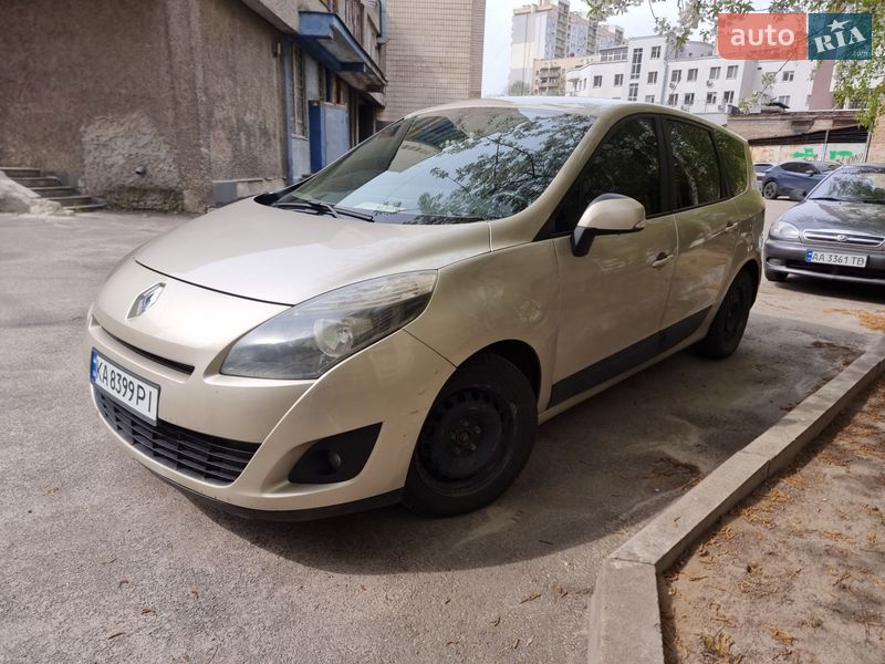 Renault Grand Scenic 2009