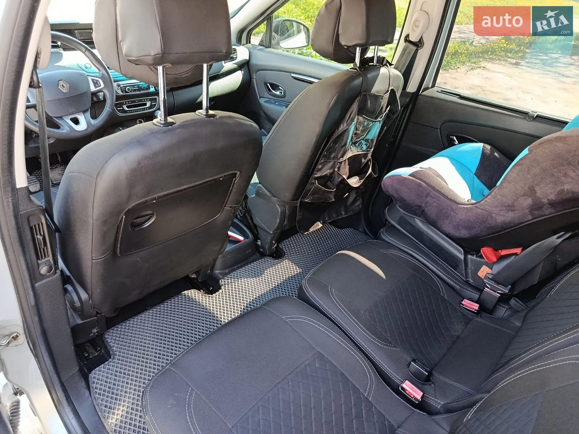 2012 Renault Scenic - мініатюра 12