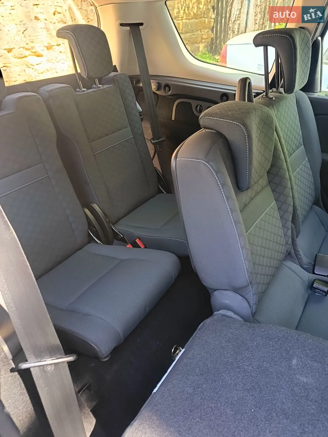 2010 Renault Scenic - мініатюра 18