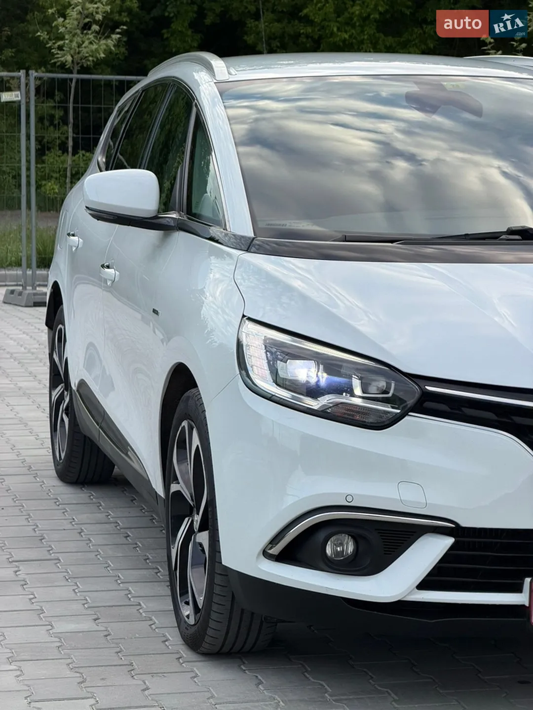 2017 Renault Scenic - мініатюра 10