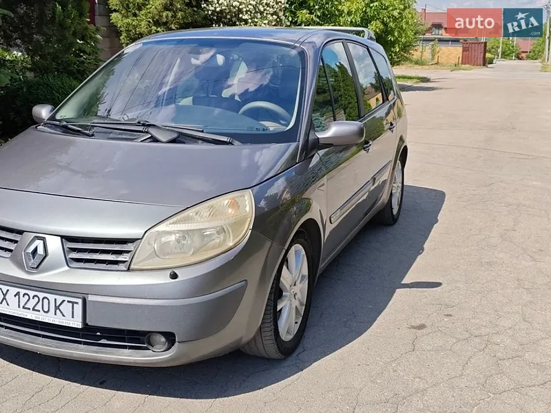 Renault Grand Scenic 2004