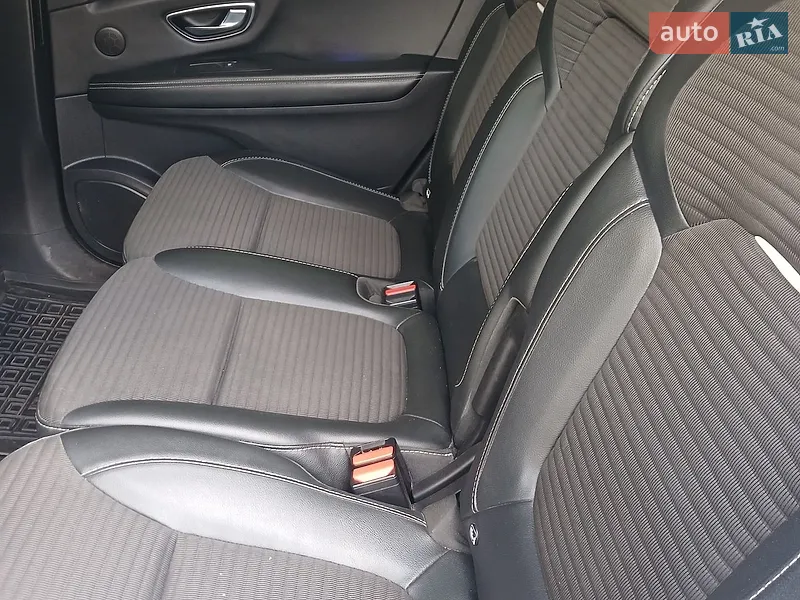 Renault Grand Scenic 2017