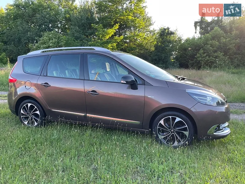 Renault Grand Scenic 2015