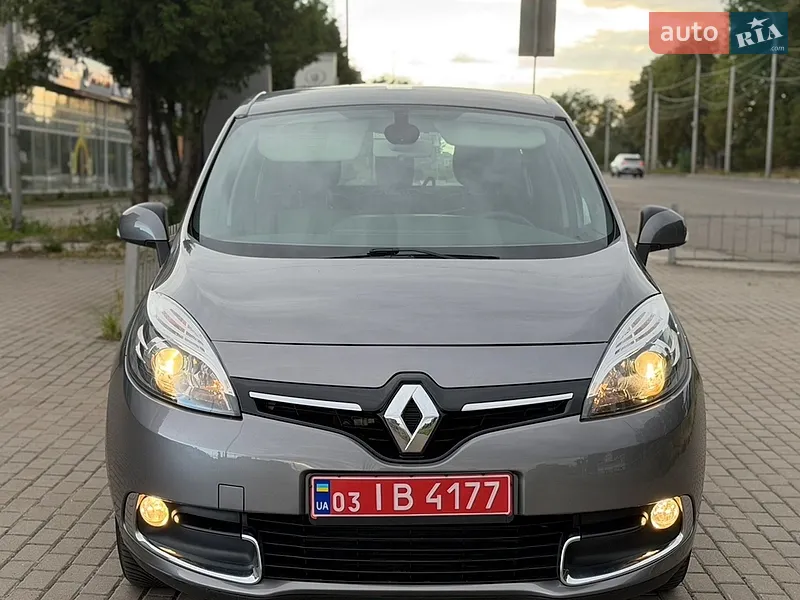 Renault Grand Scenic 2013