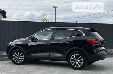 Внедорожник / Кроссовер Renault Kadjar 2017 в 
