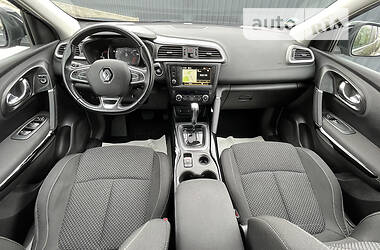 Внедорожник / Кроссовер Renault Kadjar 2017 в 
