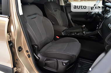 Позашляховик / Кросовер Renault Kadjar 2018 в 