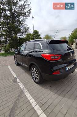 Внедорожник / Кроссовер Renault Kadjar 2017 в Луцке