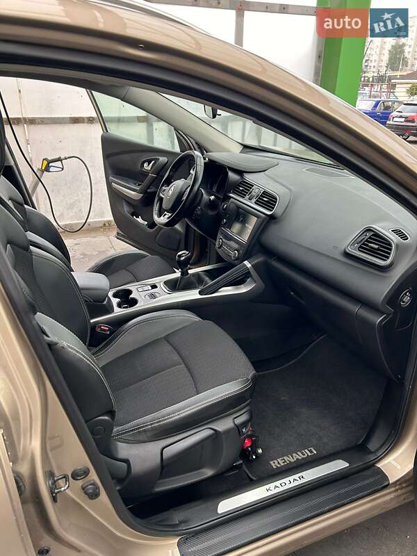 Внедорожник / Кроссовер Renault Kadjar 2016 в Черновцах