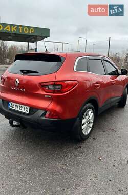 Внедорожник / Кроссовер Renault Kadjar 2015 в 