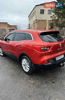 Внедорожник / Кроссовер Renault Kadjar 2015 в 