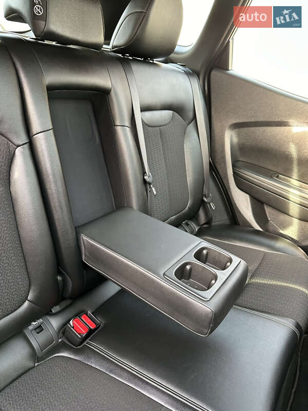 Внедорожник / Кроссовер Renault Kadjar 2017 в Луцке