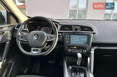 Внедорожник / Кроссовер Renault Kadjar 2017 в 