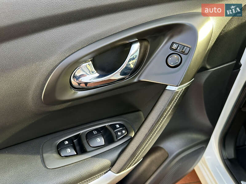 Внедорожник / Кроссовер Renault Kadjar 2017 в Луцке