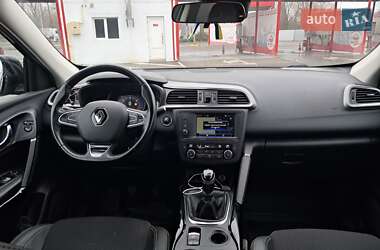 Внедорожник / Кроссовер Renault Kadjar 2017 в 