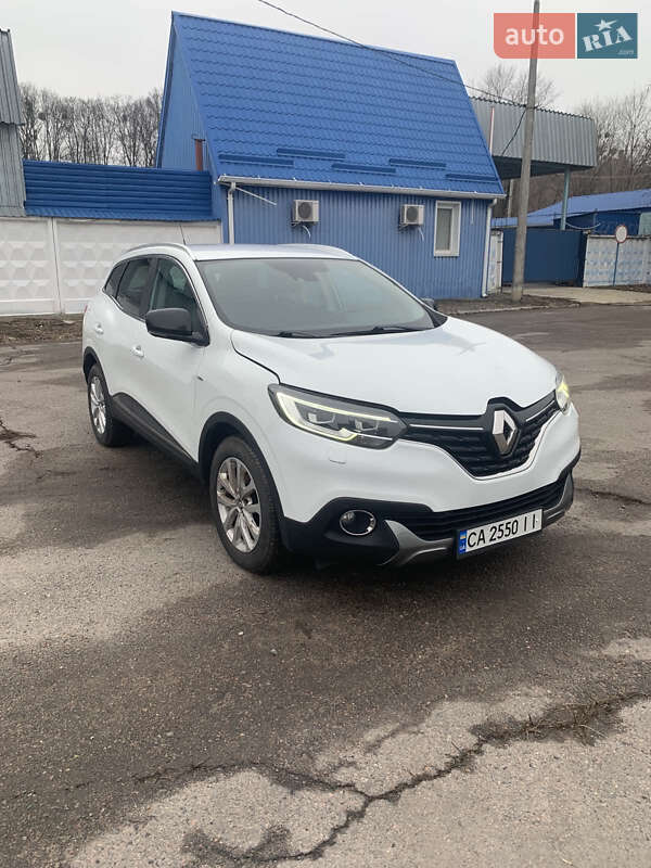 Позашляховик / Кросовер Renault Kadjar 2016 в 