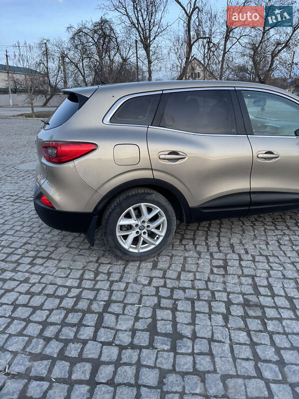 Внедорожник / Кроссовер Renault Kadjar 2016 в Кельменцах фото 7 Внедорожник / Кроссовер Renault Kadjar 2016 в Кельменцах