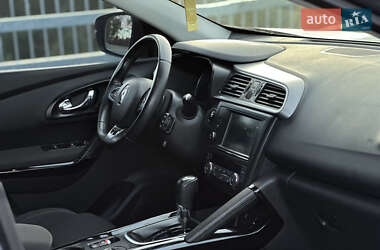 Внедорожник / Кроссовер Renault Kadjar 2015 в 