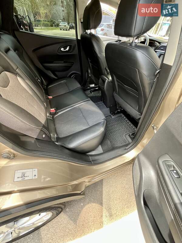 Позашляховик / Кросовер Renault Kadjar 2017 в Кропивницькому