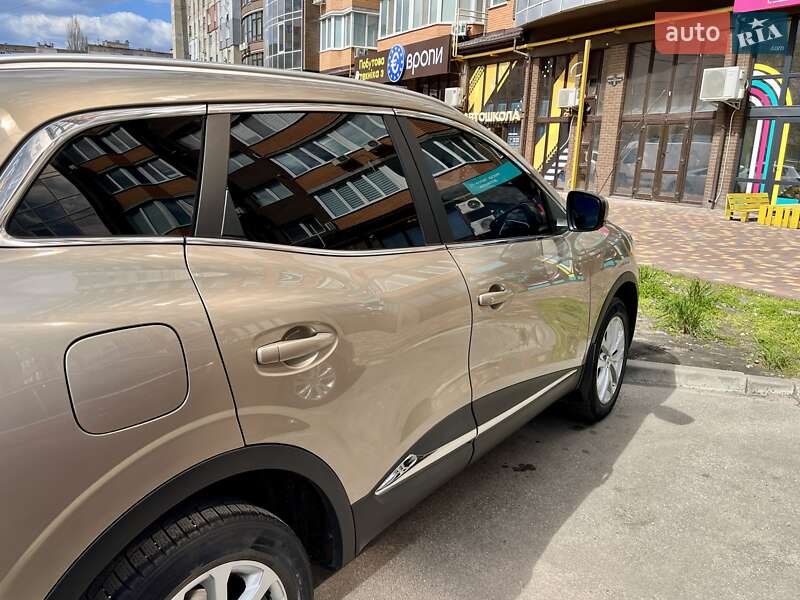 Позашляховик / Кросовер Renault Kadjar 2017 в Кропивницькому